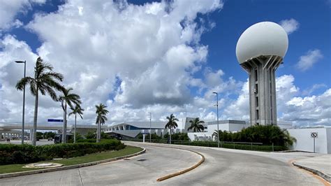 Cómo ir del aeropuerto a Cancún y Playa del Carmen El Viaje de Sofi