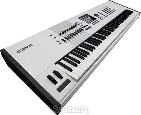 Yamaha MOTIF XF8 - Special Edition White | Sweetwater.com