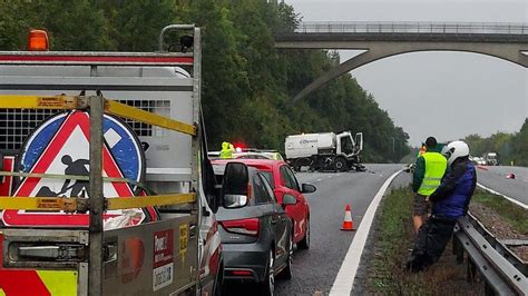 M25 Crash Two Vehicle Collision Closes Motorway In Kent Bbc News