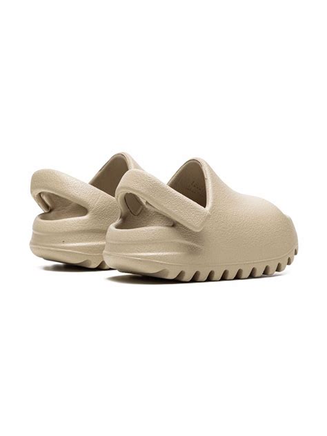 Adidas Yeezy Kids Yeezy "Pure" Slides | Neutrals | FARFETCH