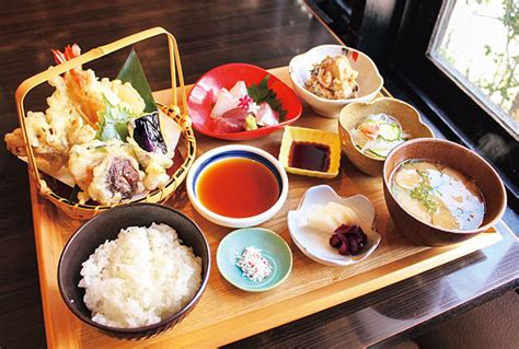 天ぷらも刺身も小鉢も！欲張りに味わえる昼定食 タウン情報ウインク 広島・福山