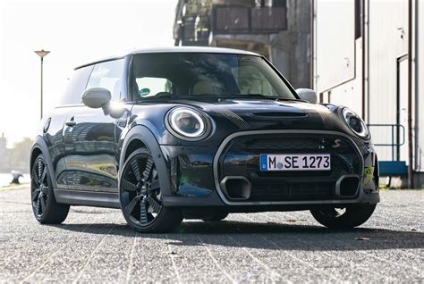 2022 Mini Cooper S 3 Door Resolute Edition Carphotopress