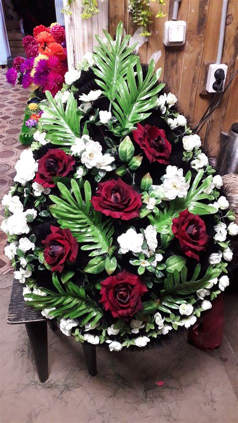 Floral Wreath, Wreaths, Bouquets, Plants, Baskets, Ideas, Color, Crown ...