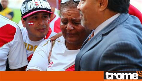 Paolo Guerrero Doña Peta celebró a lo grande doblete de su hijo en su