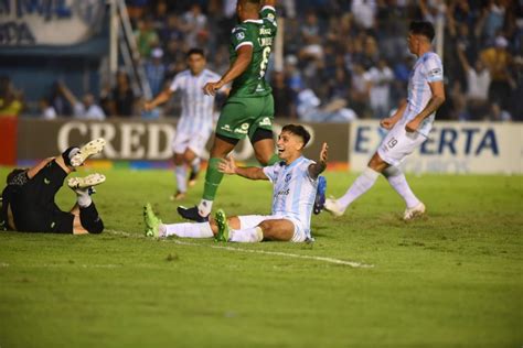 Con un golazo de Mateo Coronel Atlético Tucumán le ganó a Banfield en