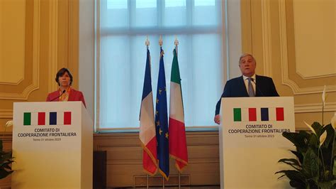 Italia Francia Tajani Prova A Sbloccare L Assedio Di Torino Traforo