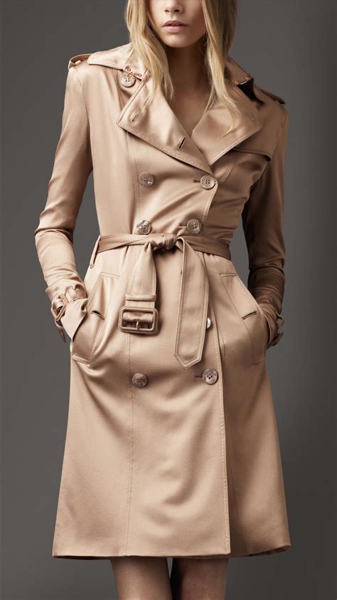 Lyst Burberry Silk Satin Trench Coat In Natural