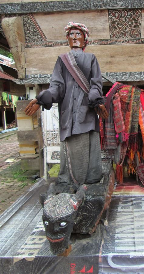 Traveler And Coffee Lover Patung Sigale Gale Sebuah Tarian Kematian