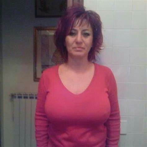 Pin By Mrlin On Bra Sexy Granny Girl Swag Mature Women