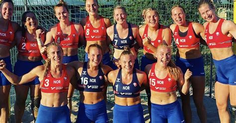 Quando il bikini è d obbligo Il Foglio