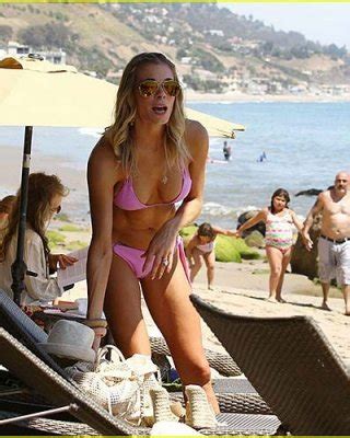 Leann Rimes Posing On Beach And Showing Her Sexy Body In Bikini Porn Pictures XXX Photos Sex