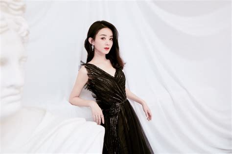 Small Gossip Li Xiaoran Dong Zijian Zhang Yuxi Ren Jialun Su