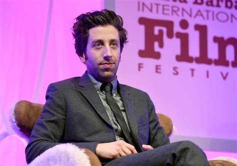 what is the net worth of simon helberg