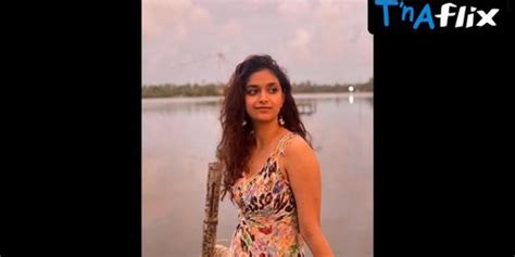 Keerthy Suresh Breasts Scene In Keerthy Suresh Hot Sexy Bold April July Tnaflix