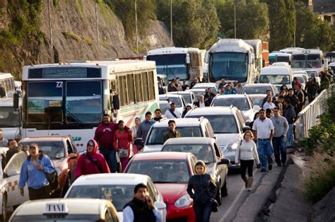 Vecinos de Zumpango bloquean la México Pachuca Zumpango Net