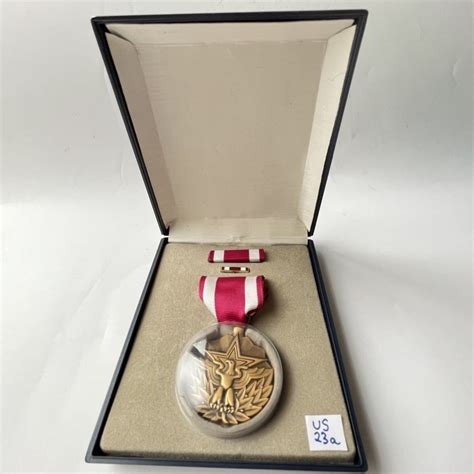 Medalla Del Ej Rcito De Los Ee Uu Por Servicio Meritorio Estuche De