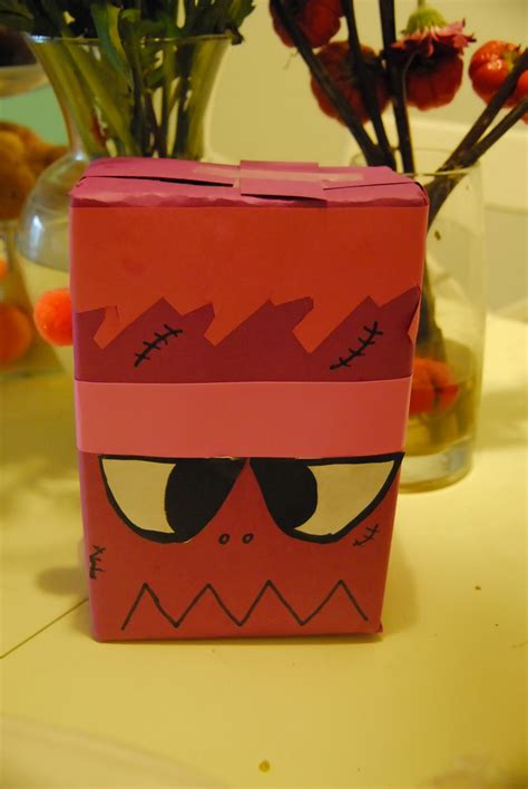 Mc TOT: Halloween Crafts...