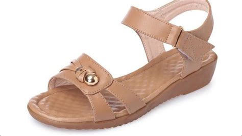 Top 50 Comfortable Slip On Shoes Slippers Sandlas Wedges Chappal Design For Ladies Youtube