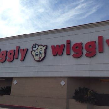 PIGGLY WIGGLY Updated January 2025 26 Photos 11 Reviews 1200 S