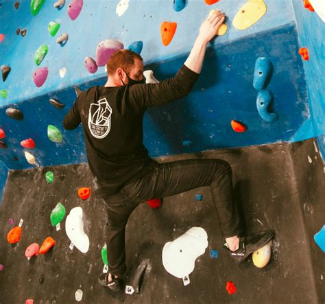 Circuit Bouldering Gym: Scaling New Heights in American Climbing Scene ...