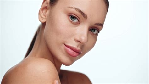 Beautiful Mature Women Nude Vid Os De Stock Clips Vid O K Et Hd Shutterstock