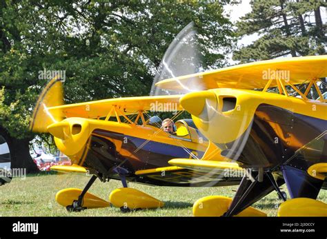 Small Airplanes United Hi Res Stock Photography And Images Alamy