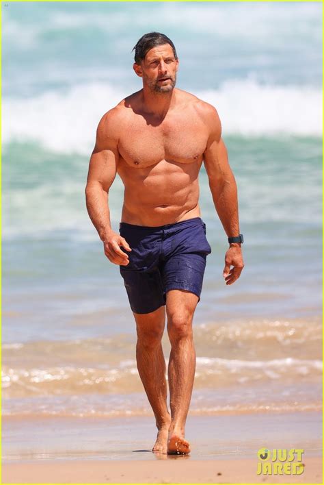 Photo Tim Robards Beach Photos 17 Photo 4648526 Just Jared