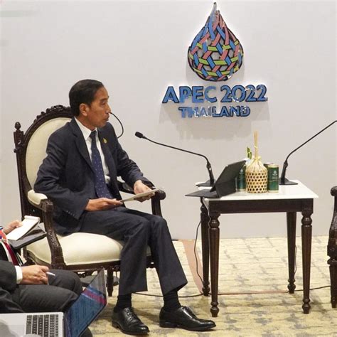 Hong Kongs John Lee Meets Leaders Of Indonesia Singapore As Apec