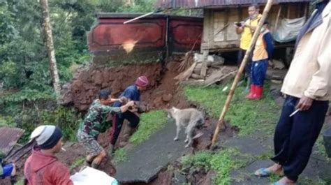 Curah Hujan Tinggi Masyarakat Di Tabanan Diminta Waspada Bencana Alam