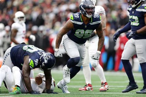 NFL Week 12 Analysis Winners And Losers From Seahawks 16 Cardinals 6