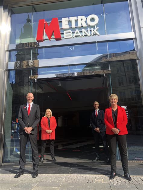 Metro Bank Opens In Sheffield UnLTD Business