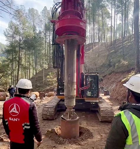 Silkyara As Vertical Drilling Makes Progress Rat Hole Miners Go