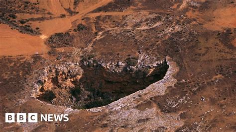 Ancient South Australia cave art destroyed by vandals