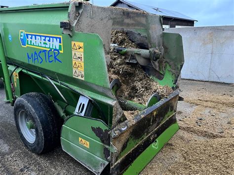 Futtermischwagen Futtermischwagen Faresin Tmr Gebraucht Kaufen