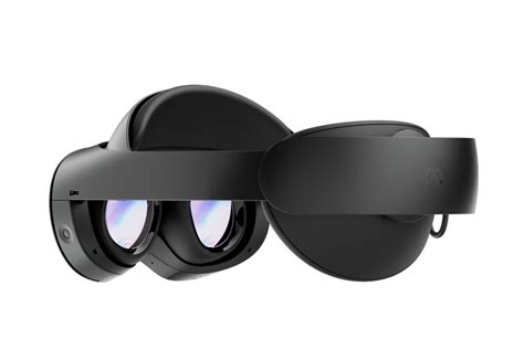 Meta Unveils Cutting Edge VR Headset, the Meta Quest Pro | Hypebeast