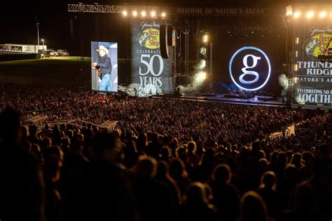 Logistical issues hamper Garth Brooks concerts at Thunder Ridge ...