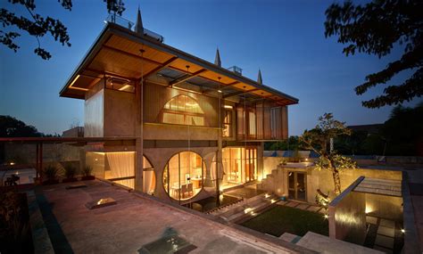 Gallery of The Guild House / Realrich Architecture Workshop - 30