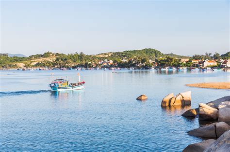 Tuy Hoa , Phu Yen , Vung Ro floating village , VN on Behance