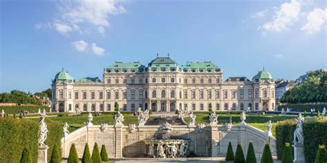 VIENNA IN AUTUNNO GLAMOUR E BELLEZZA SENZA TEMPO