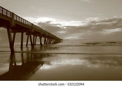 Jacksonville Beach Pier Florida Stock Photo 532122094 | Shutterstock