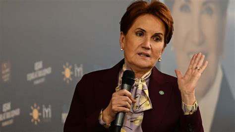 Peş peşe istifaların ardından Meral Akşener den flaş açıklama Savaş