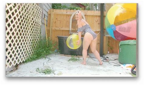 10 Beach Balls Popped Hd Mov Galas Balloons And Fetish Clips Clips4sale