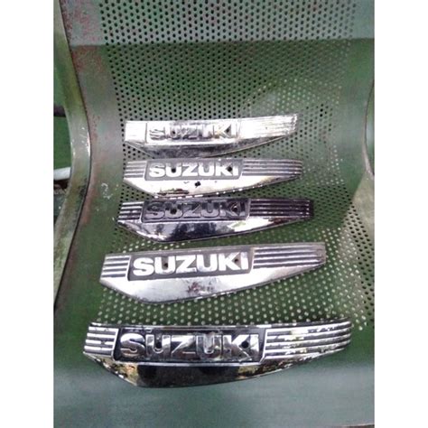 Jual Emblem Kanan Tangki Gastank Suzuki Rc 80 Rc 100 Original Shopee