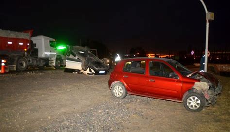 Choque y vuelco en la ruta 151 dejó dos heridos