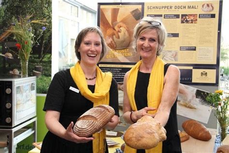 Das täglich Brot heißt neue Ausstellung im Foyer des