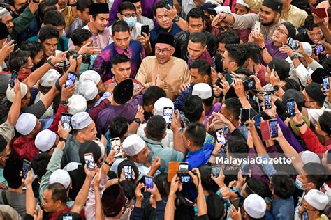 Anwar Hadir Program Munajat Ambang Tahun Baharu 2023