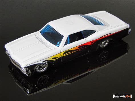 Hotwheels Day 65 Chevy Impala Hot Wheels Preferred Custom Rodder 4 4 2003