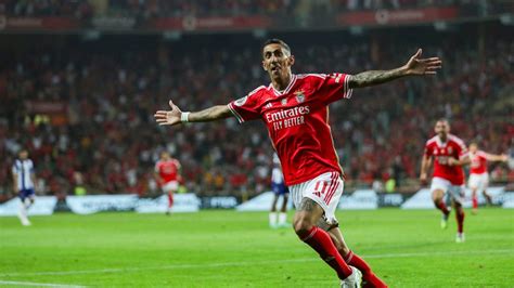 VIDEO El golazo de Ángel Di María para la consagración de Benfica en