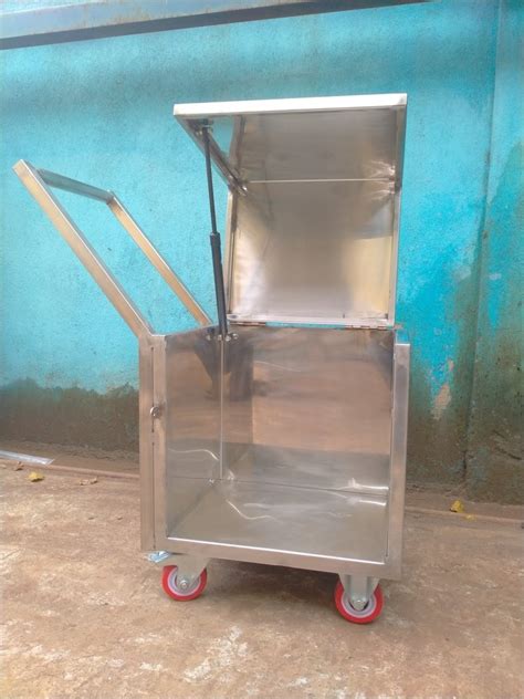 Four Wheel Stainless Steel Dust Bin Trolley For Industrial Load