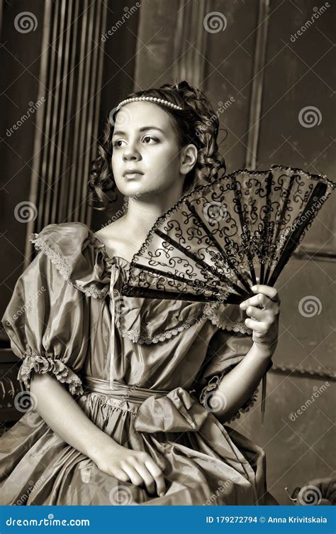 Portrait Victorian Woman Reading Book Royalty Free Stock Photography